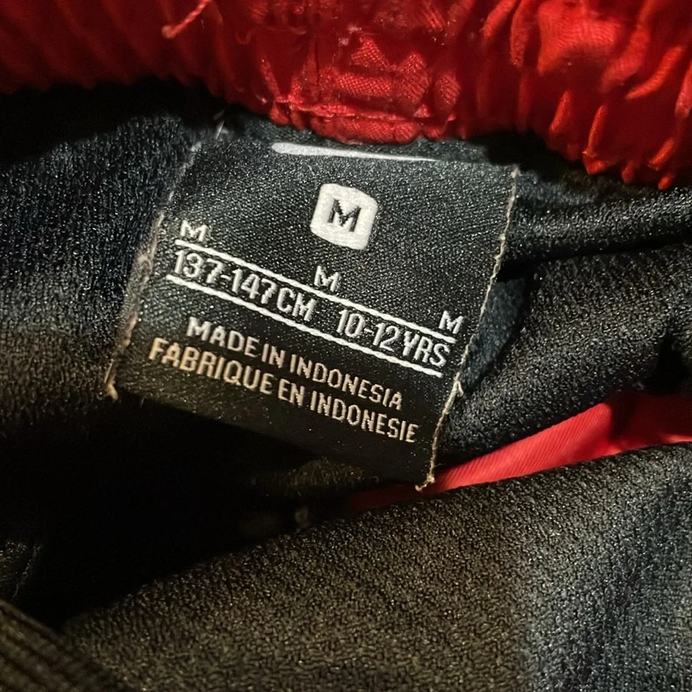 Boys Nike Swim Board Shorts, Youth Medium, Red Black - Picture 6 of 6